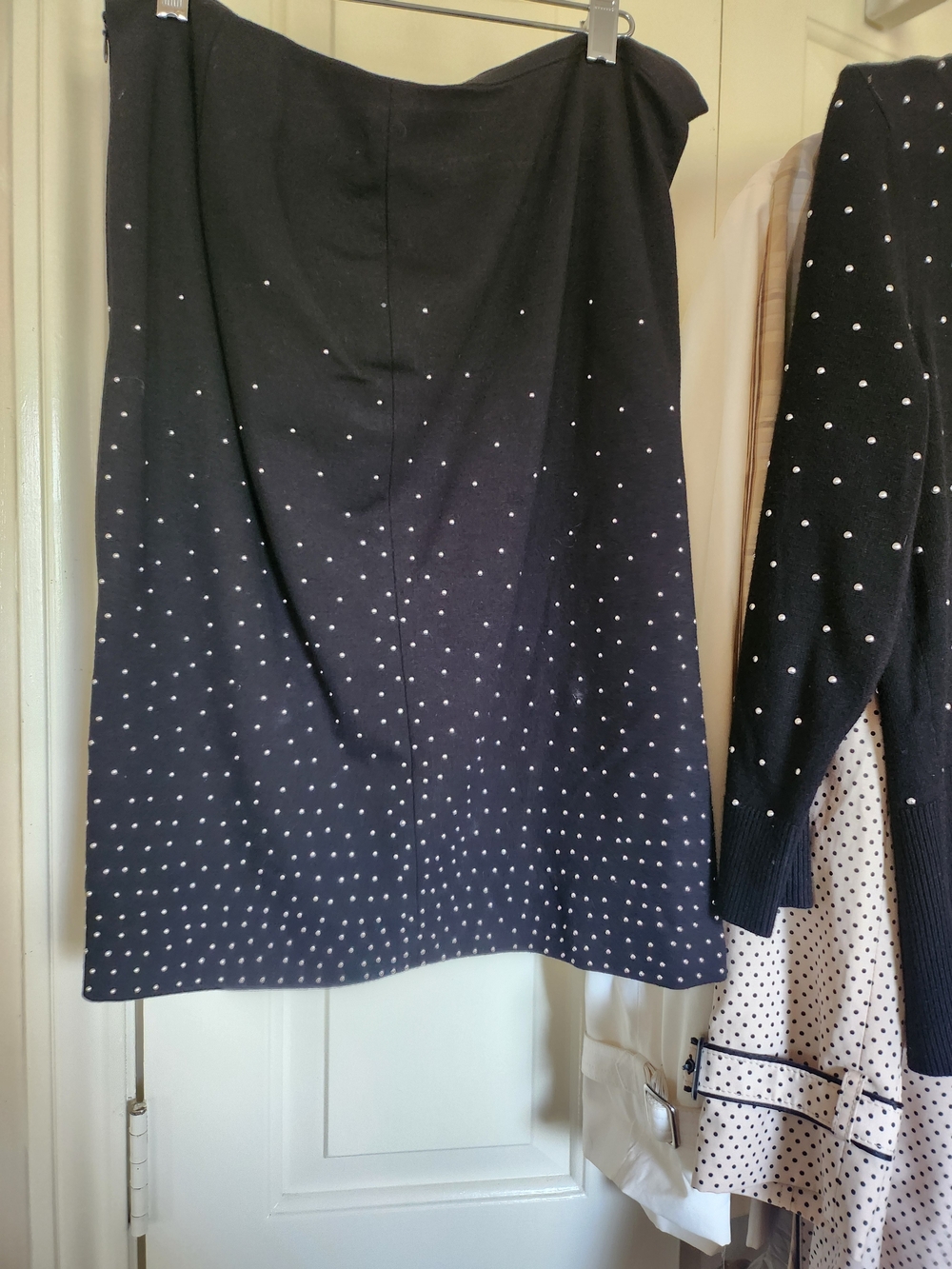 Black Silver Studs Dot Pencil Skirt